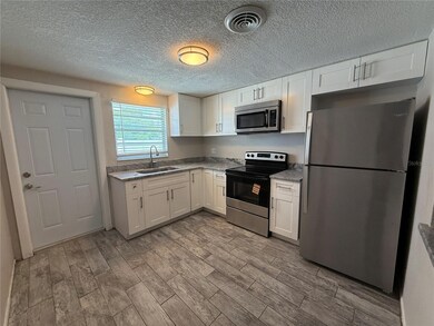 302 Colonia Ln E, Nokomis, FL 34275 - photo 4