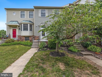 8021 Brightwood Ct, Ellicott City, MD 21043 - photo 2