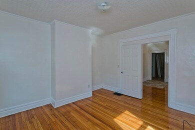 61 Euclid Ave, Springfield, MA 01108 - photo 7