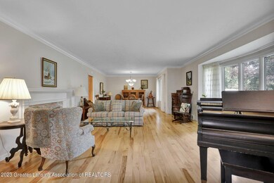 3218 S Cambridge Rd, Lansing, MI 48911 - photo 2