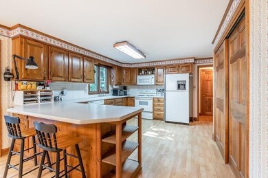 21 Bateson Dr, Andover, MA 01810 - photo 4