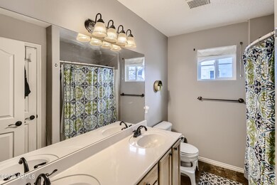 16 2nd Floor Bathroom