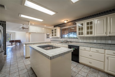 407 Raymond Rd, La Grange, TX 78945 - photo 7