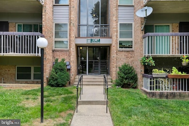 2307 Greenery Ln unit 203, Silver Spring, MD 20906 - photo 2