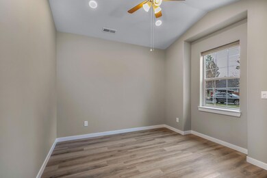 623 N. Freemont._008