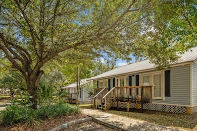 2234 Magnolia Cir unit 1, Tallahassee, FL 32301 - photo 2