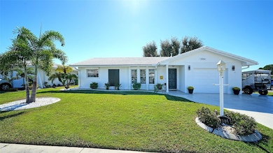 3904 Chinaberry Rd, Bradenton, FL 34208 - photo 4