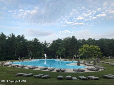 64 Nn Rd, Pocono Pines, PA 18350 - photo 5