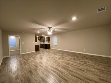 796 Rolling Terrace Cir, Granbury, TX 76049 - photo 3