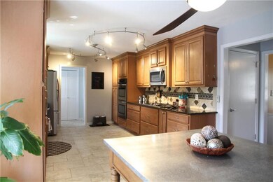 9113 Allman Rd, Lenexa, KS 66219 - photo 5