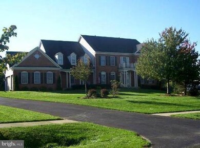 16523 Harbour Town Dr, Silver Spring, MD 20905 - photo 6