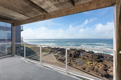 Private Balcony South