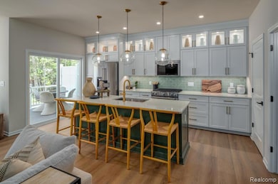 Large Kitchen with Island