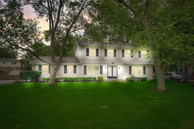 6127 Wexford Rd, Indianapolis, IN 46220 - photo 4