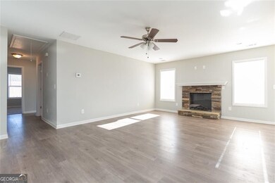 82 Gray Field Ct, Jefferson, GA 30549 - photo 5