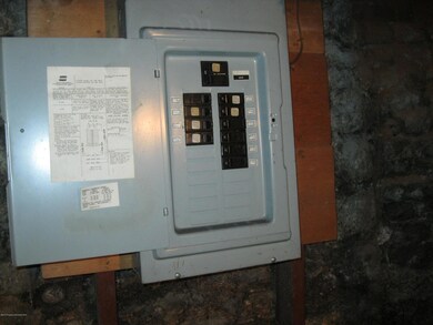 10 Defoe St, Pittston, PA 18640 - photo 6