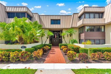 1800 SE Saint Lucie Blvd unit 5-207, Stuart, FL 34996 - photo 2