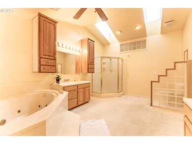 2837 Tandy Turn, Eugene, OR 97401 - photo 7