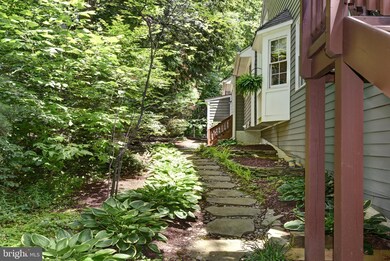 11427 Night Star Way, Reston, VA 20194 - photo 5