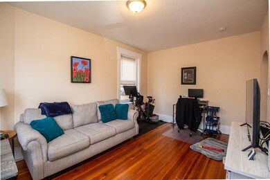 636 Washington St unit 2, Brookline, MA 02446 - photo 3