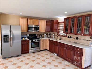 105 Brookhollow Dr unit 32, Statesville, NC 28625 - photo 5