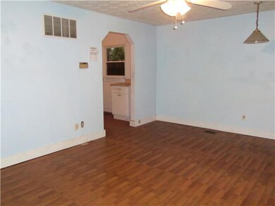 1024 Dimson Dr E, Columbus, OH 43213 - photo 3