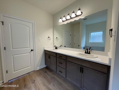 003 BATHROOM