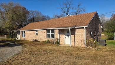 203 South St, Flippin, AR 72634 - photo 2