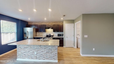 8077 Nussbaum Dr, Jacksonville, FL 32210 - photo 4