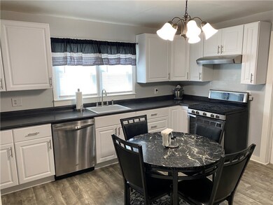 712 Prairie Ave, Mattoon, IL 61938 - photo 6