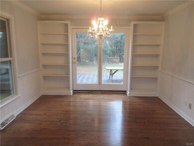 4900 Meadowview Dr, Macungie, PA 18062 - photo 7