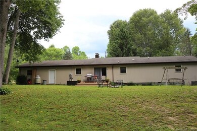 115 Meadow Woods Dr, Hendersonville, NC 28792 - photo 3