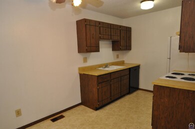 3418 -3420 SW Burnett Rd, Topeka, KS 66614 - photo 6