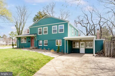 915 Dresden Ct, Alexandria, VA 22308 - photo 2