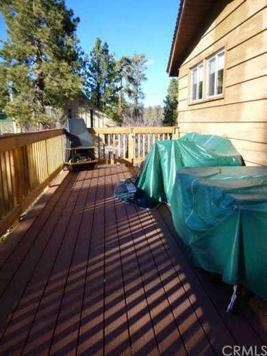 New trex decking in rear to enjoy magnificent suns