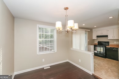 3100 Forestside Ct, Atlanta, GA 30349 - photo 3