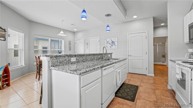 183 Upper Monarch Cove Dr unit 2F, Lake Ozark, MO 65049 - photo 7