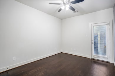 First bedroom on the main level – ideal for guests