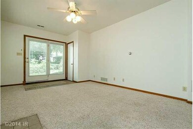 4034 55th St, Des Moines, IA 50310 - photo 3