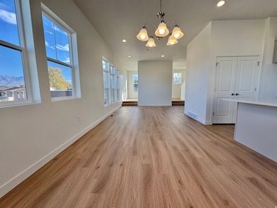 1678 N 1600 W, Layton, UT 84041 - photo 5