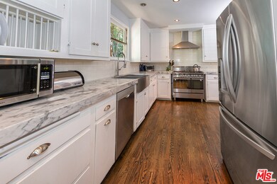 20963 Costanso St, Woodland Hills, CA 91364 - photo 5