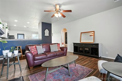 2705 W Charlotte St, Broken Arrow, OK 74011 - photo 6