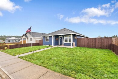 404 Herren Ave, Winlock, WA 98596 - photo 2