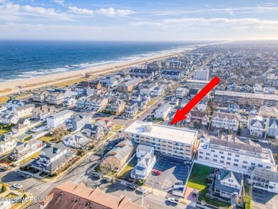 1 block to beach