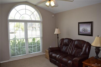 329 Rebecca Dr, Alamo, TX 78516 - photo 5