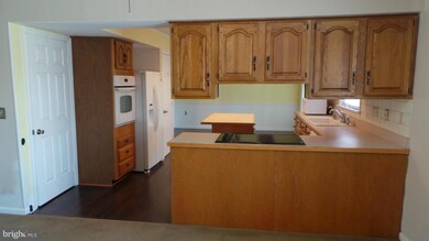 302 Columbia Ln, Stevensville, MD 21666 - photo 6