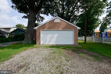 402 W Cedar Ave, Oaklyn, NJ 08107 - photo 7