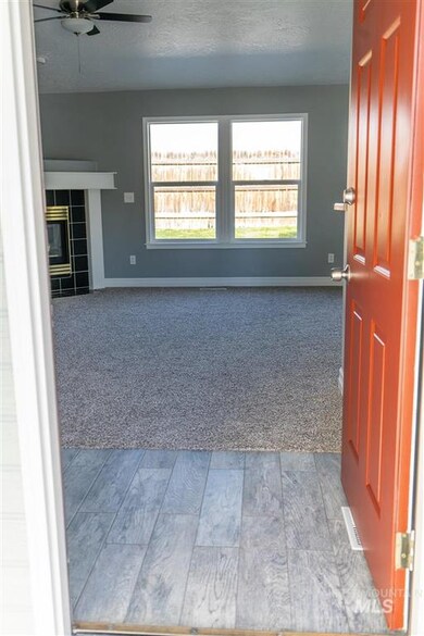 1290 N Trail Creek Way, Eagle, ID 83616 - photo 4