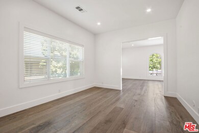 807 N Croft Ave, West Hollywood, CA 90069 - photo 4