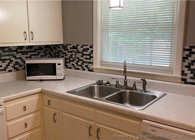 817 Emeline Ave, Fayetteville, NC 28303 - photo 4